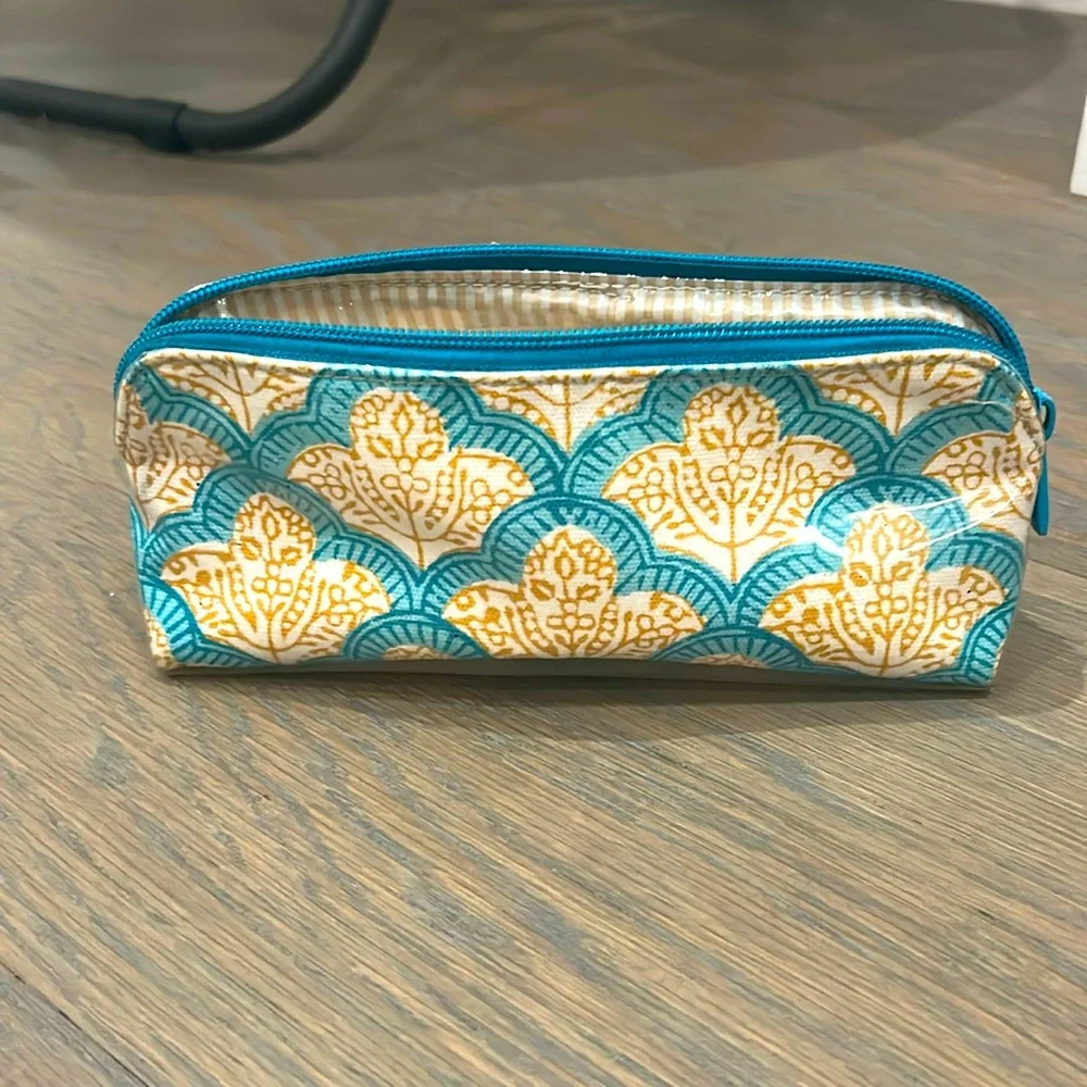 ROLLER RABBIT DISCONTINUED MAKEUP BAG